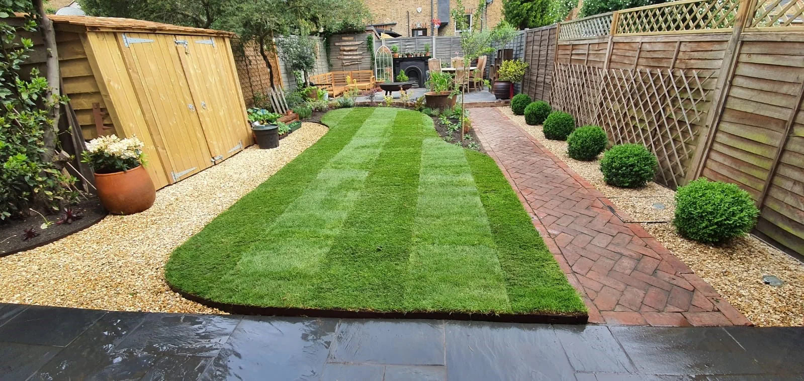 Home View Landscapes - Shaped Garden Lawn